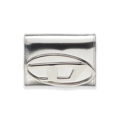 Diesel 1Dr Card Holder Bi-Fold Zip Iii Bi-Fold Card Holder In Mirrored Leather "Silver"