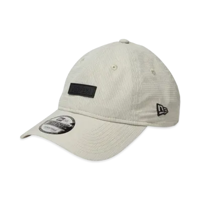 NEW ERA 9Twenty Performance Cap Dot Air Rubber Patch "Stone"