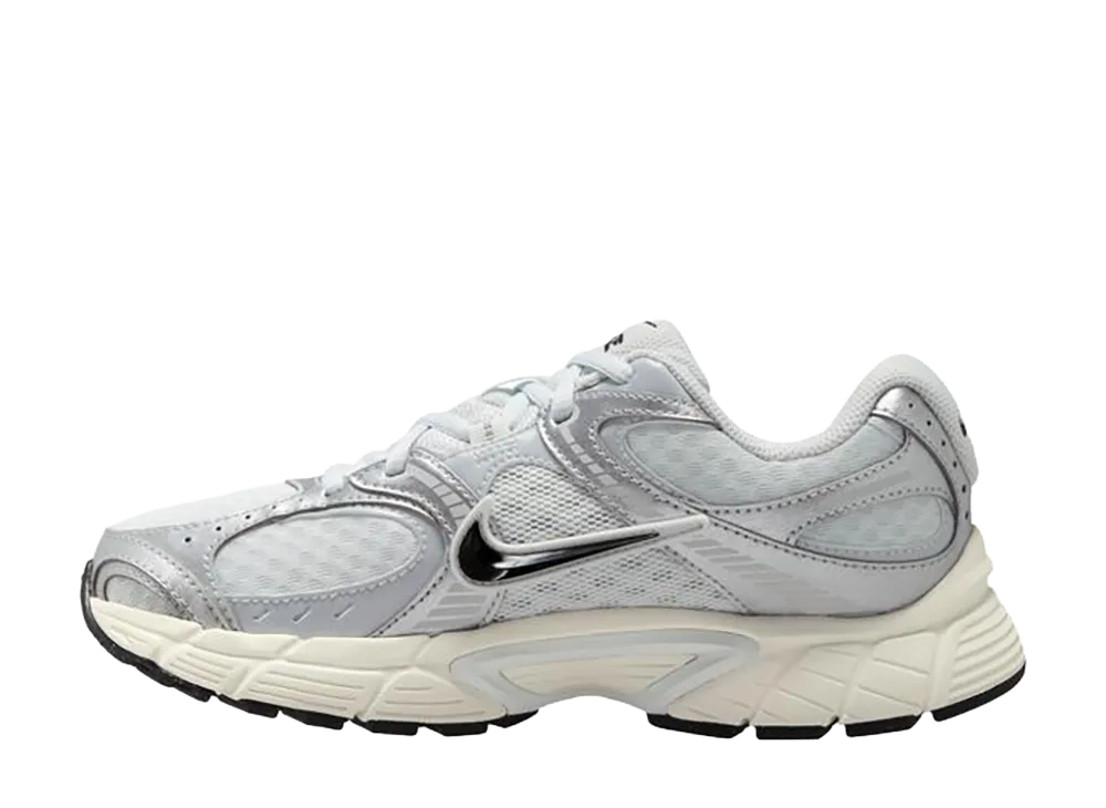 Nike Women's V5 RNR PRM "Off White/Off Noir"