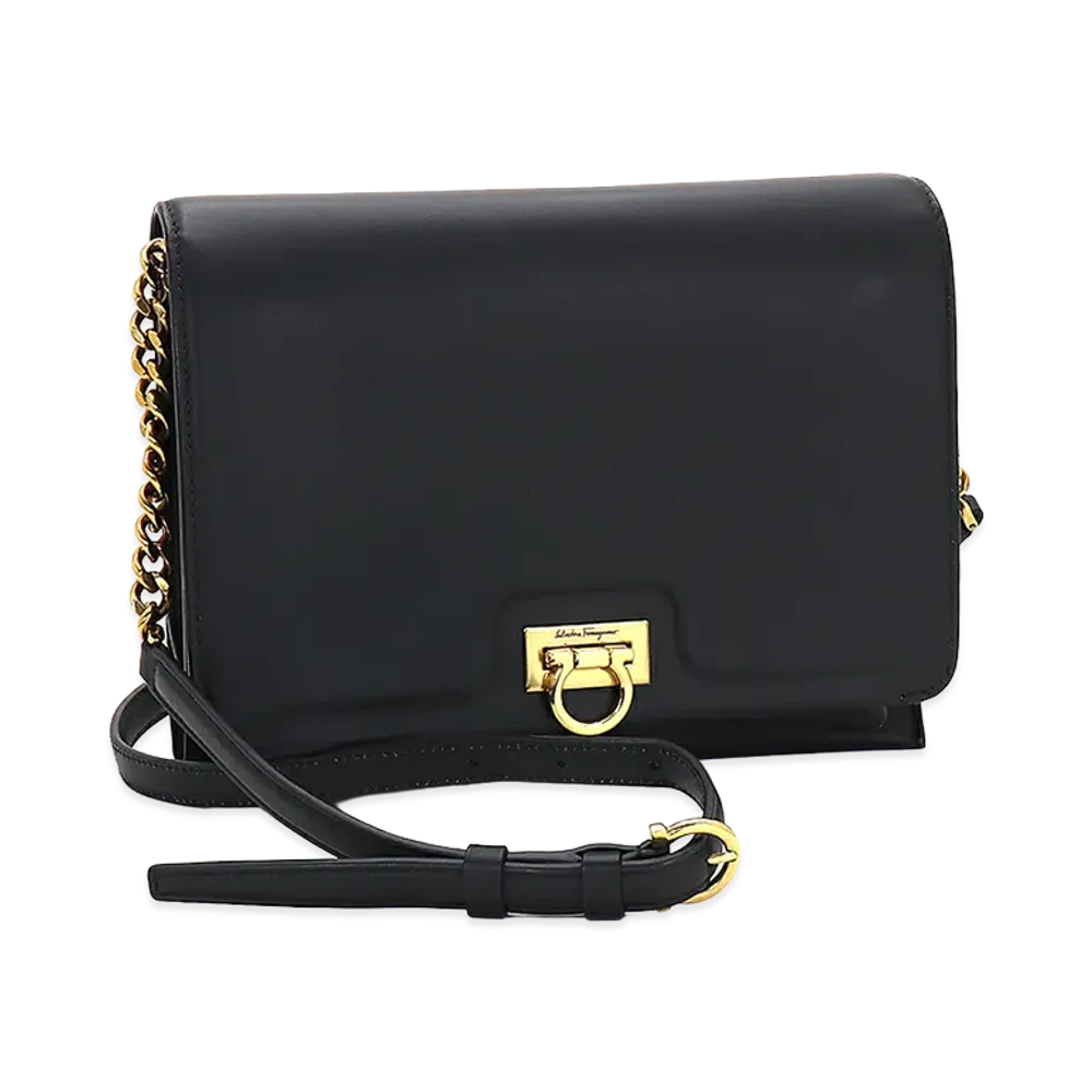 Salvatore Ferragamo Women's Shoulder Bag "Nero"