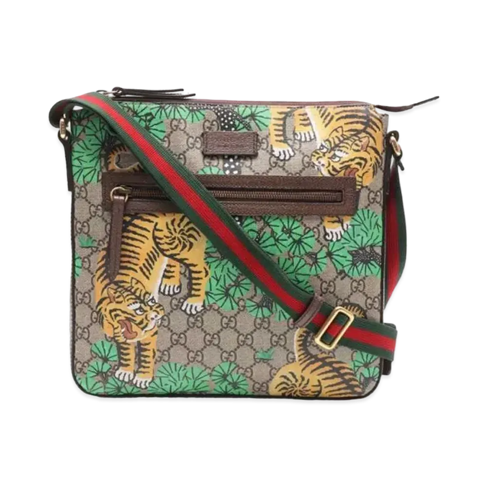 GUCCI Bengal GG Supreme Messenger Bag