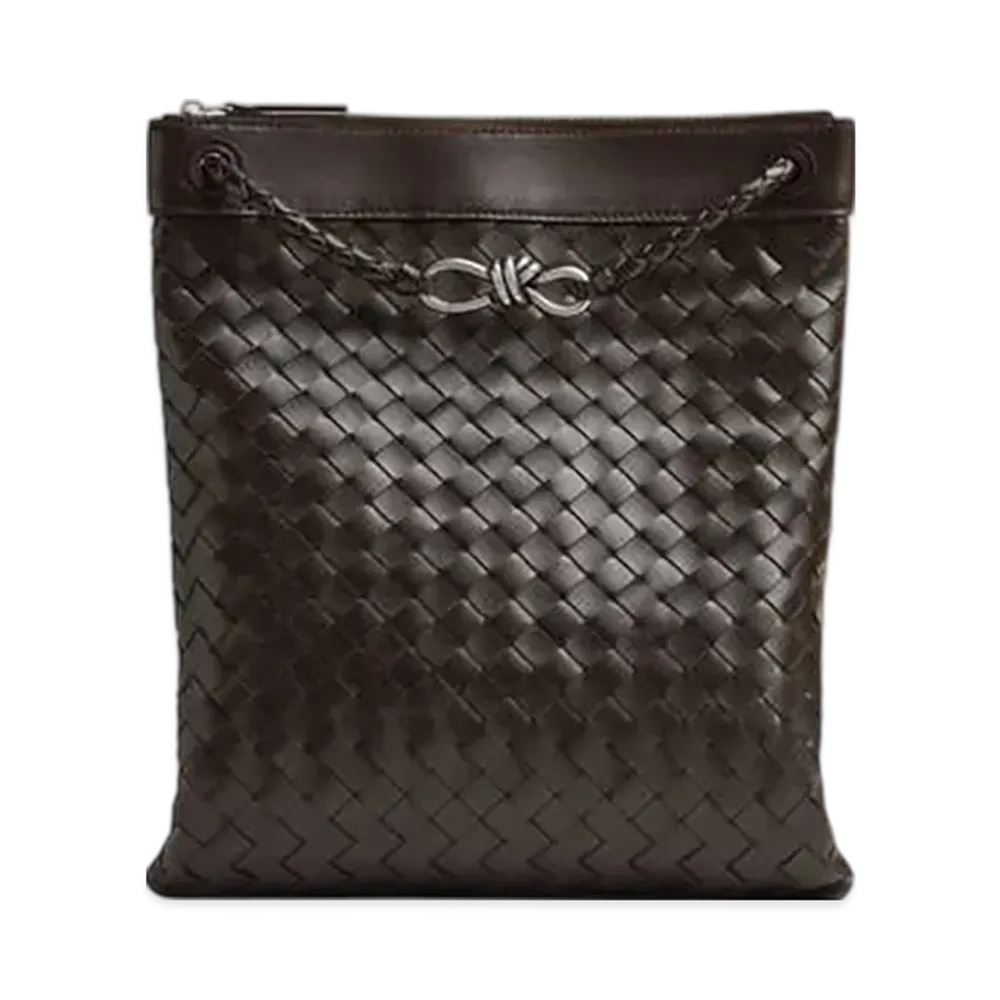 Bottega Veneta Flat Andiamo Messenger "Fondant"