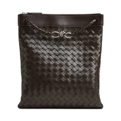 Bottega Veneta Flat Andiamo Messenger "Fondant"