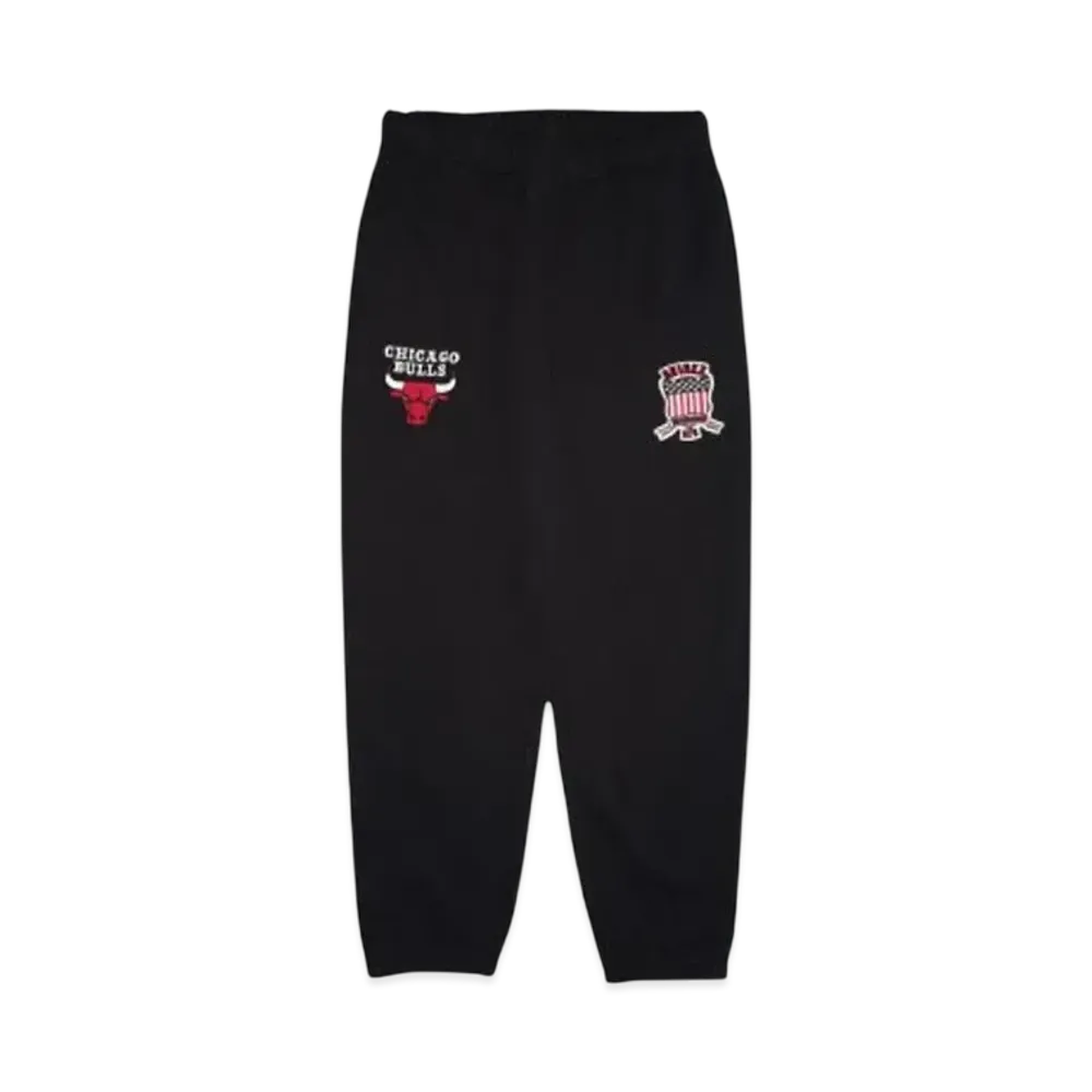NBA x AVIREX SWEAT PANTS "RED"