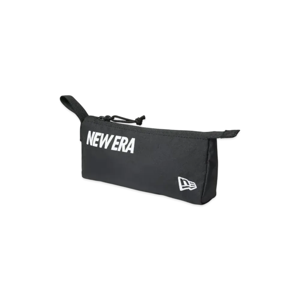 NEW ERA Passport Case Wordmark Logo "Black"