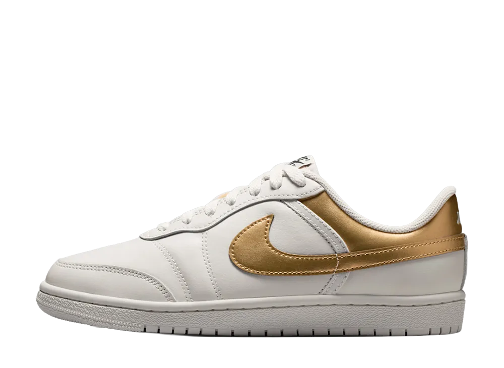 Nike Women's Air Jordan Skyline Low 