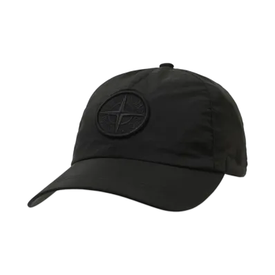 STONE ISLAND CAPPELLO "BLACK"