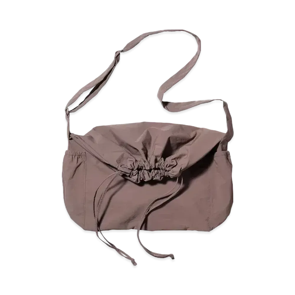 Uniqlo U 24SS Drawstring Shoulder Bag "Brown"