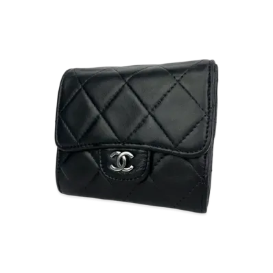 CHANEL Matelasse Lambskin Tri-Fold Wallet "Black"