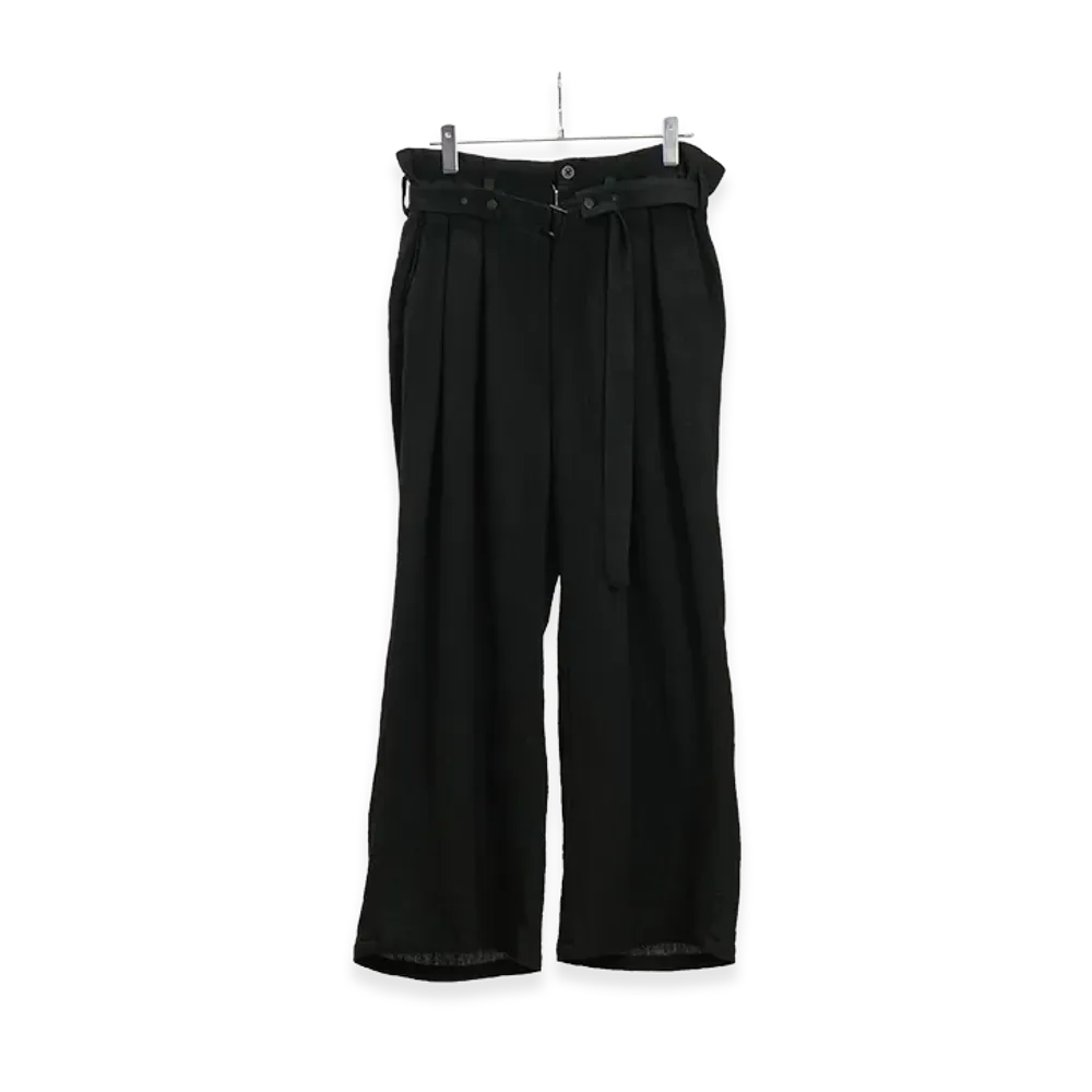 ANCELLM Belted Crepe Tuck Slacks "Black"
