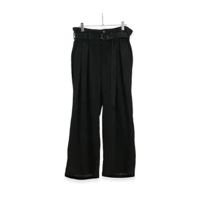 ANCELLM Belted Crepe Tuck Slacks "Black"