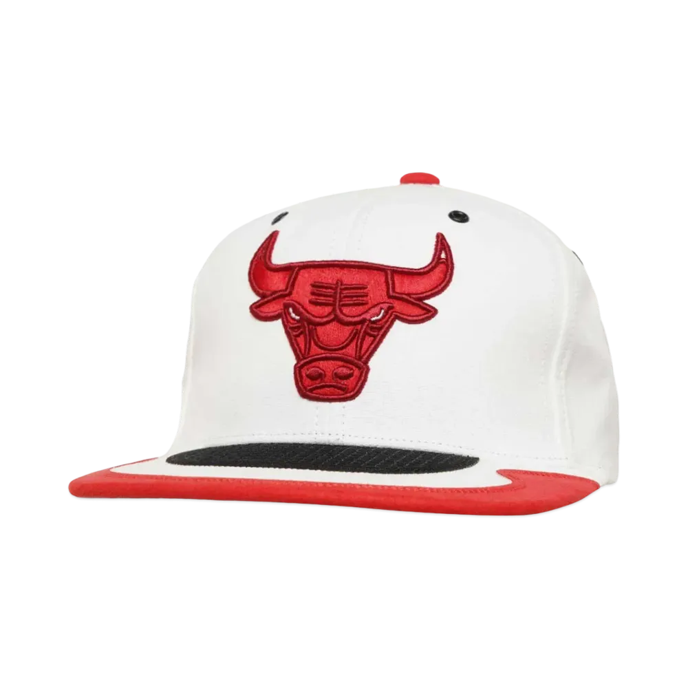 Mitchell&Ness NBA DAY 4 SNAPBACK BULLS "WHITE-RED"