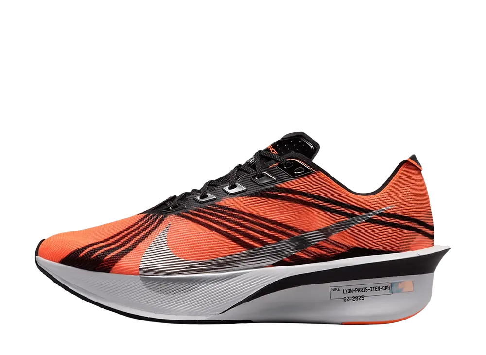 Distance × Nike ZoomX Vaporfly NEXT% 