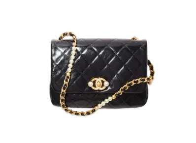 CHANEL Small Flap Bag Calfskin & Costume Pearl "Black"