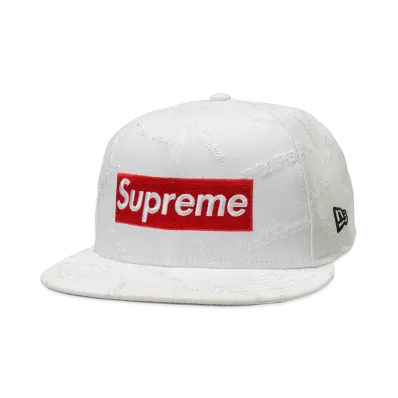 Supreme World Famous Box Logo New Era "White"