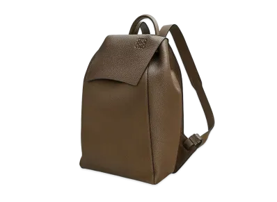 LOEWE Drawstring Backpack In Grained Calfskin "Khaki Brown"