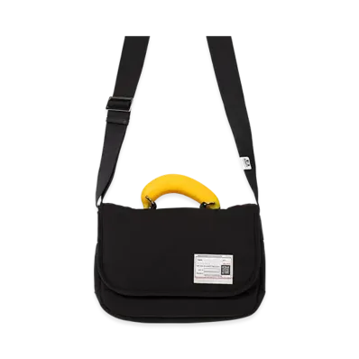 Maison MIHARA YASUHIRO "Toy" Banana Handle Shoulder Bag "Black"