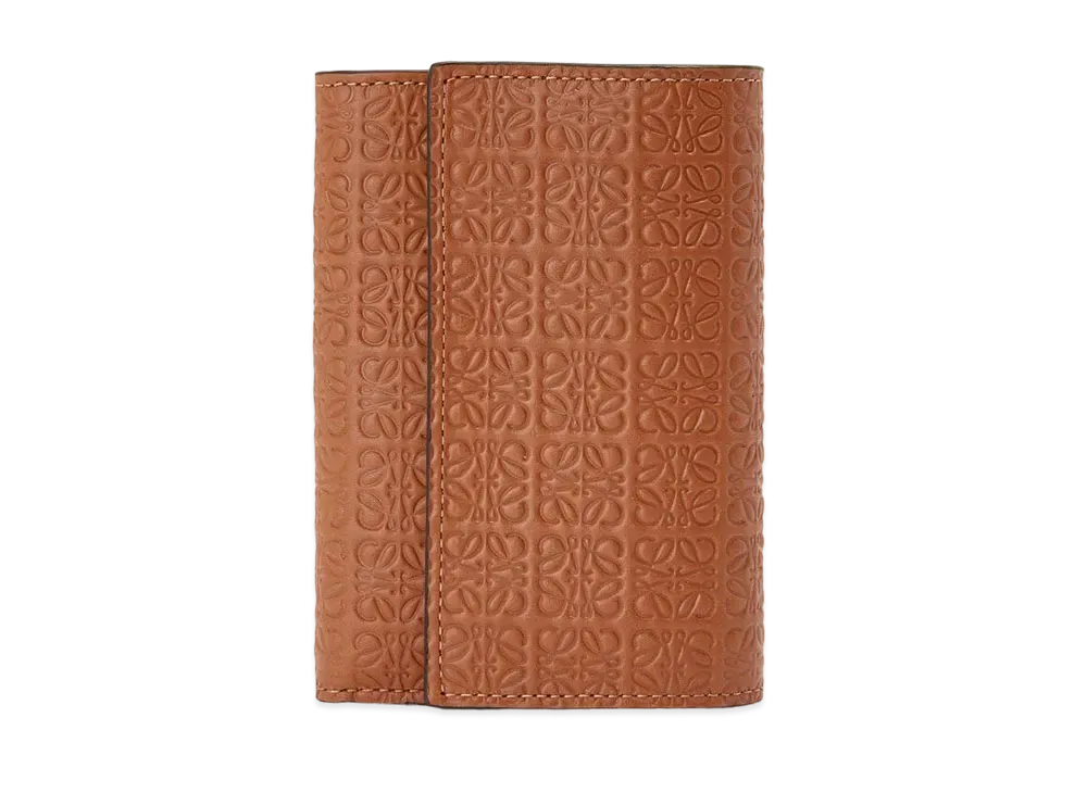 LOEWE Small Vertical Wallet In Embossed Silk Calfskin "Tan"