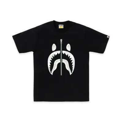 A BATHING APE Shark Tee Junior "Black"