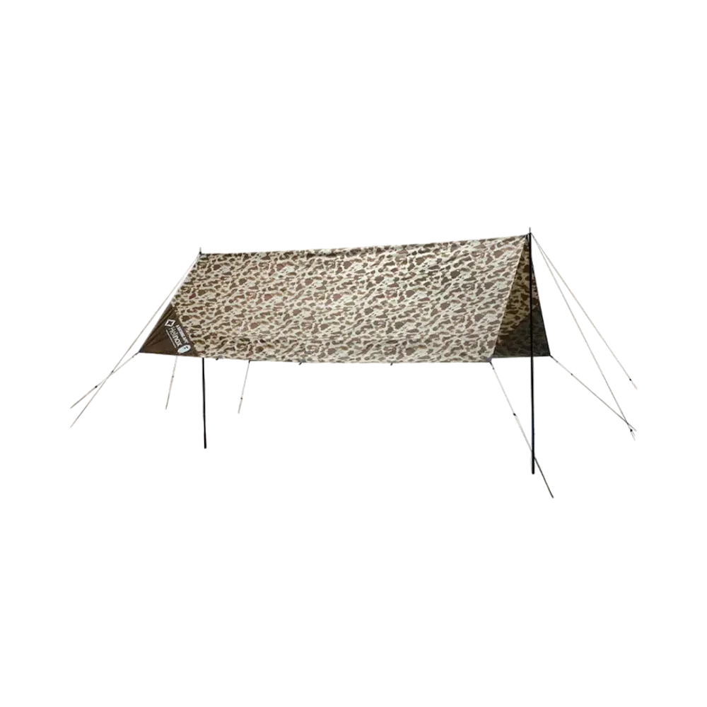 A BATHING APE x HELINOX Color Camo Tarp "Beige"