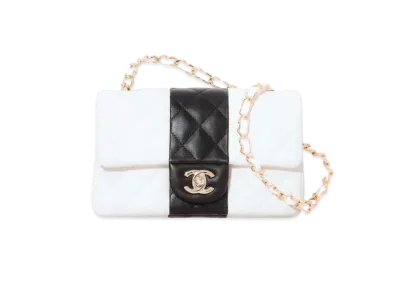 CHANEL Mini Flap Bag Lambskin "White/Black"