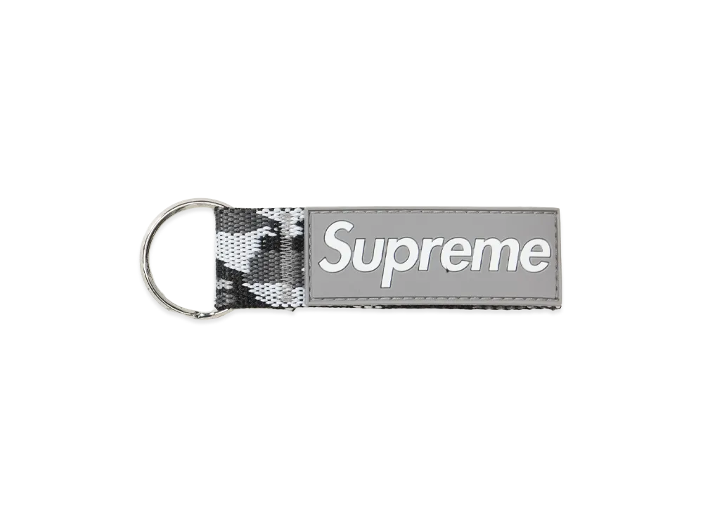 Supreme Webbing Keychain (26SS) "Snow Camo"