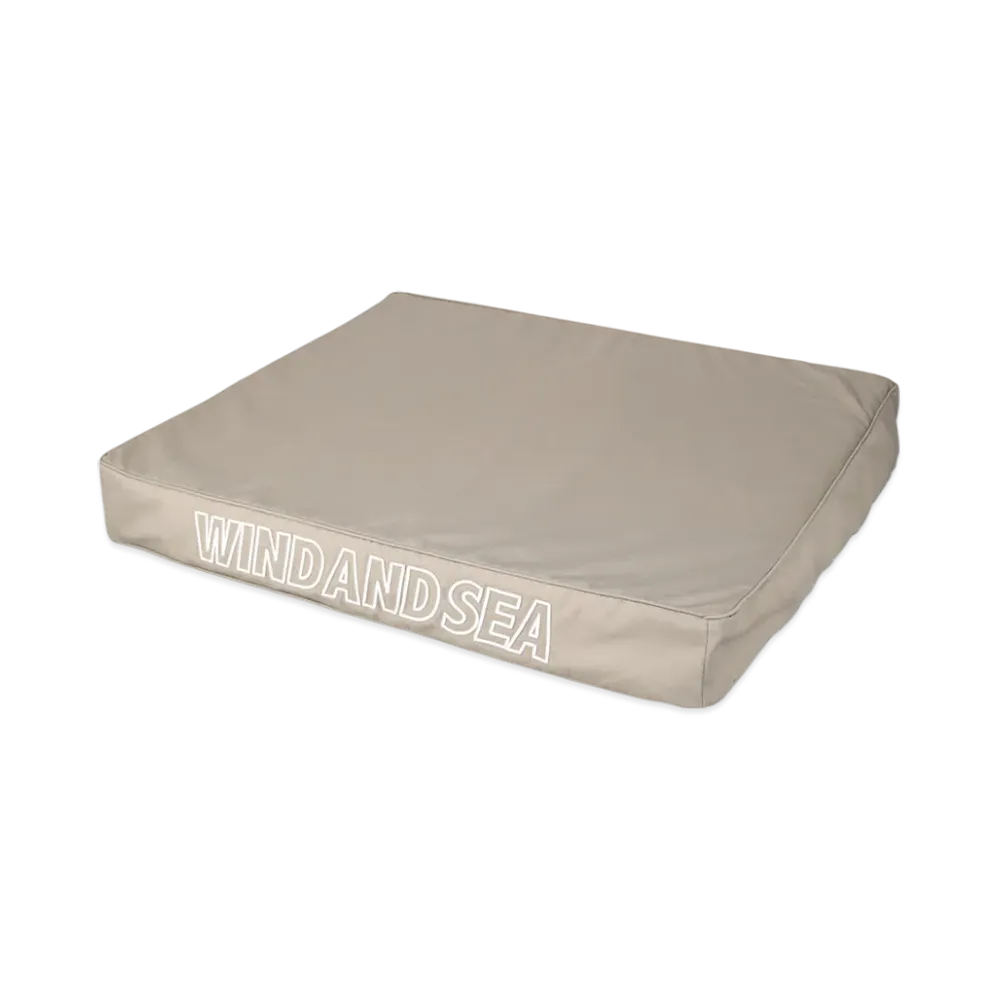 WIND AND SEA DOG CUSHION BED "Beige"