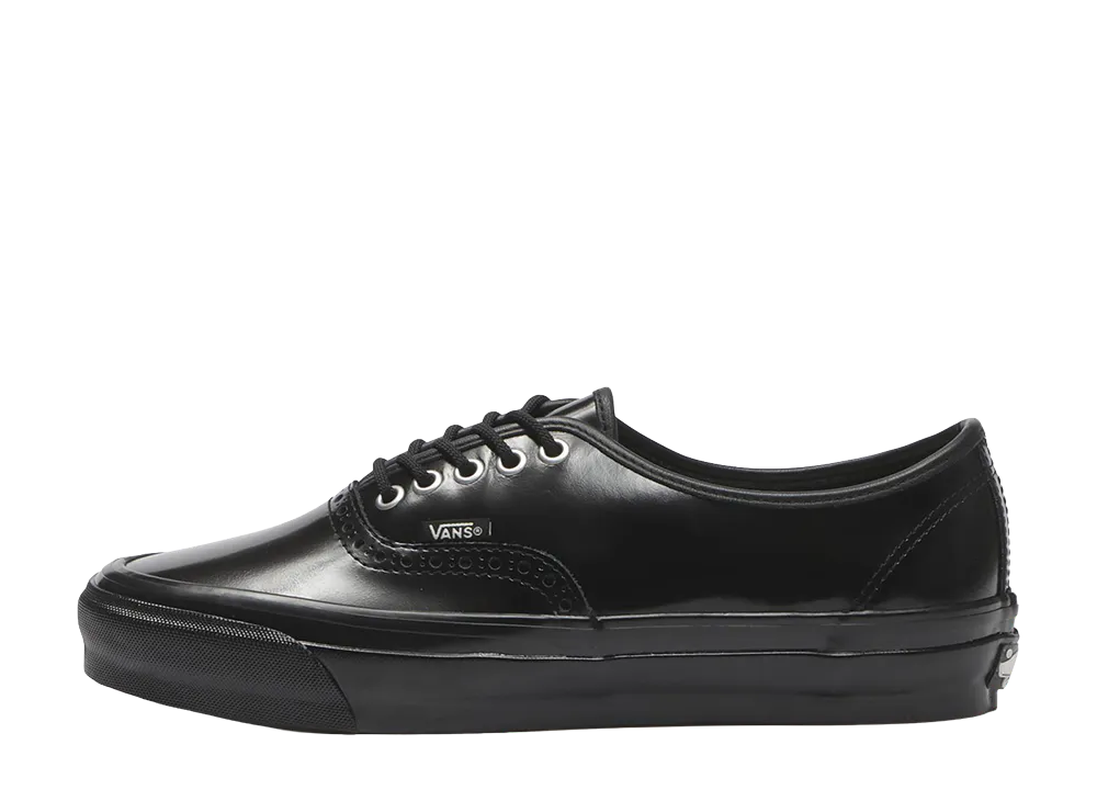 OTWバイバンズ オーセンティック44 サイプド ビブラム "グロスレザーブローグブラック"