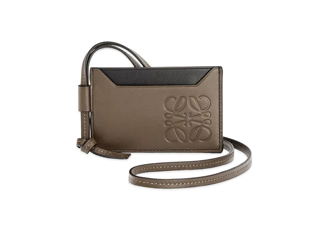 LOEWE Plain Cardholder Necklace In Classic Calfskin "Khaki Brown"