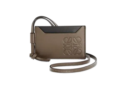 LOEWE Plain Cardholder Necklace In Classic Calfskin "Khaki Brown"