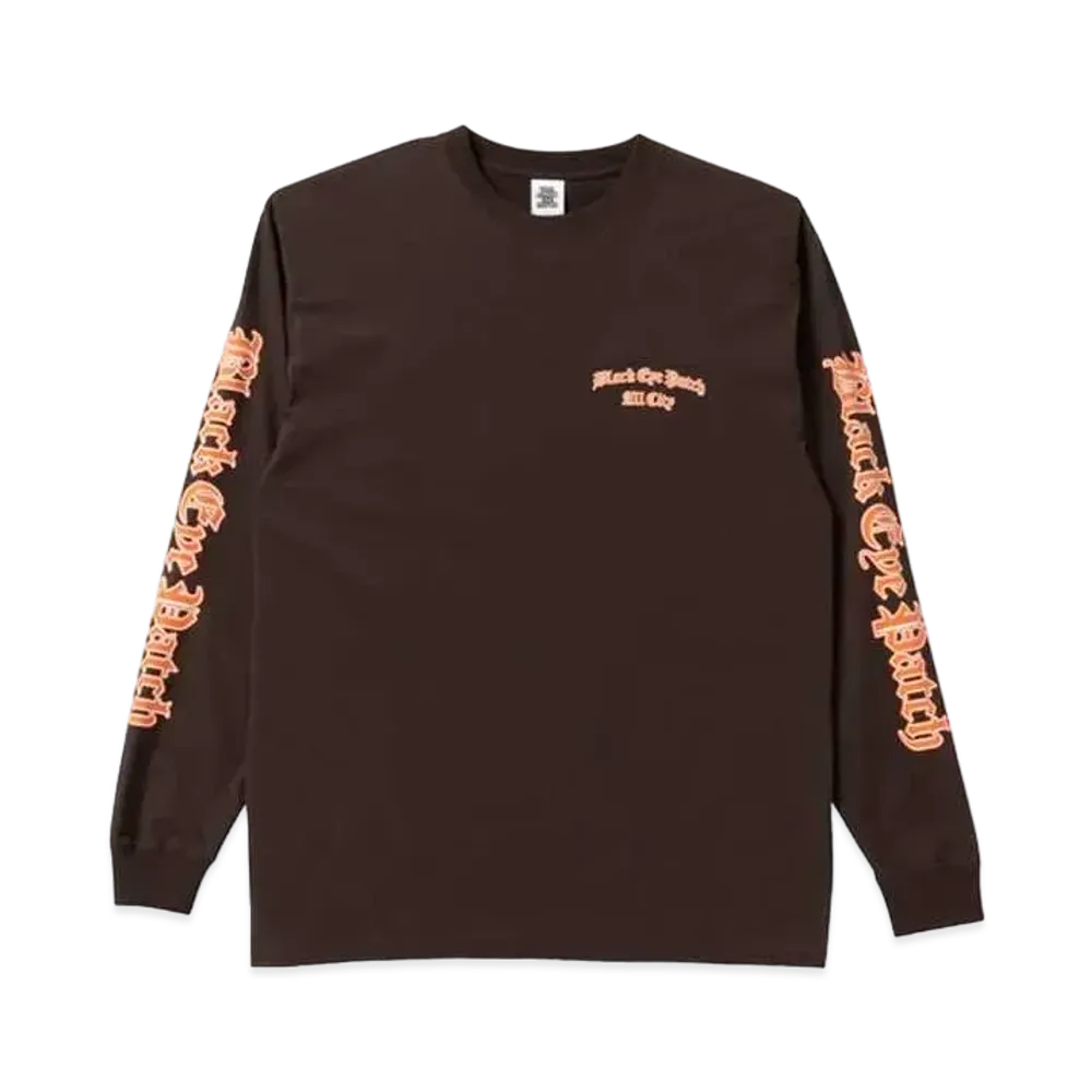 BlackEyePatch ALL CITY BLACKLETTER L/S TEE "Dark Brown"