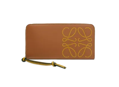 LOEWE Zip Around Wallet In Classic Calfskin "Tan / Ochre"