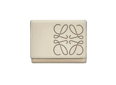 LOEWE Brand Trifold 6 Cardholder In Calfskin "Light Oat / Tan"