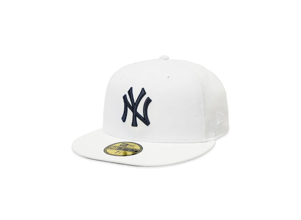 Supreme x New York Yankees New Era "White"