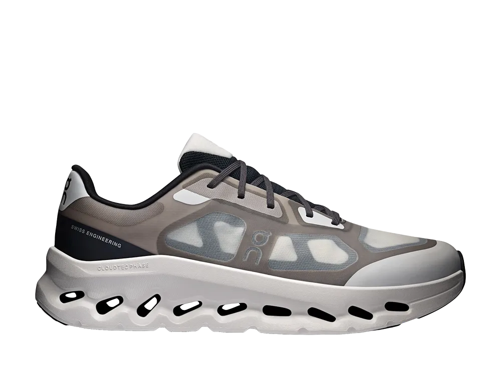 On Cloudtilt Remix "Black/Ivory"