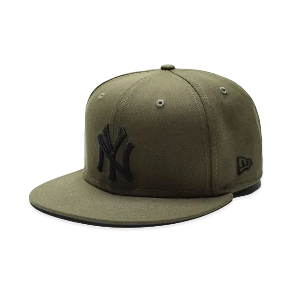 UNDEFEATED x NEW ERA NY YANKEES 59Fifty Fitted "Olive"