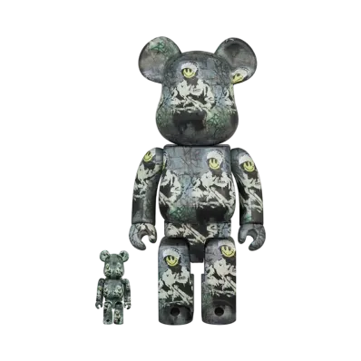 Bearbrick RIOT COP 100% & 400%
