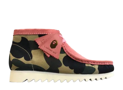 A BATHING APE × Clarks Wallabee "Coral Combi"