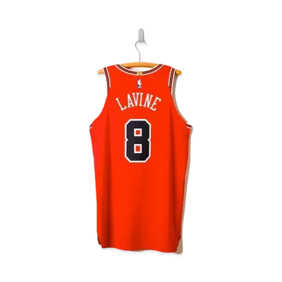 #8 Zach LaVine Chicago Bulls 2018-19 "Icon"