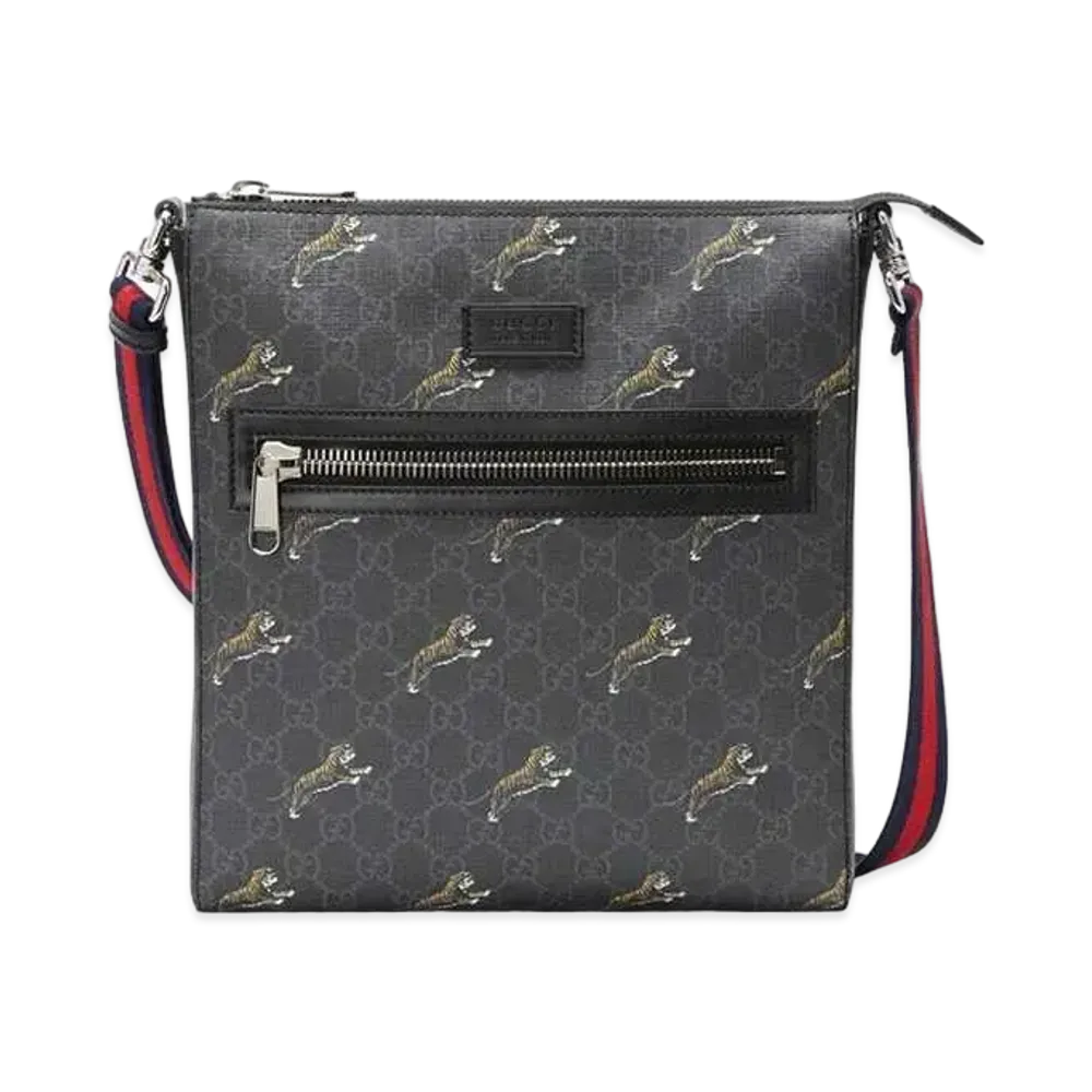 GUCCI GG Supreme Canvas Tiger Messenger Bag