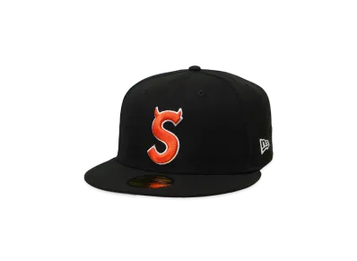 Supreme Devil S Logo New Era "Black"