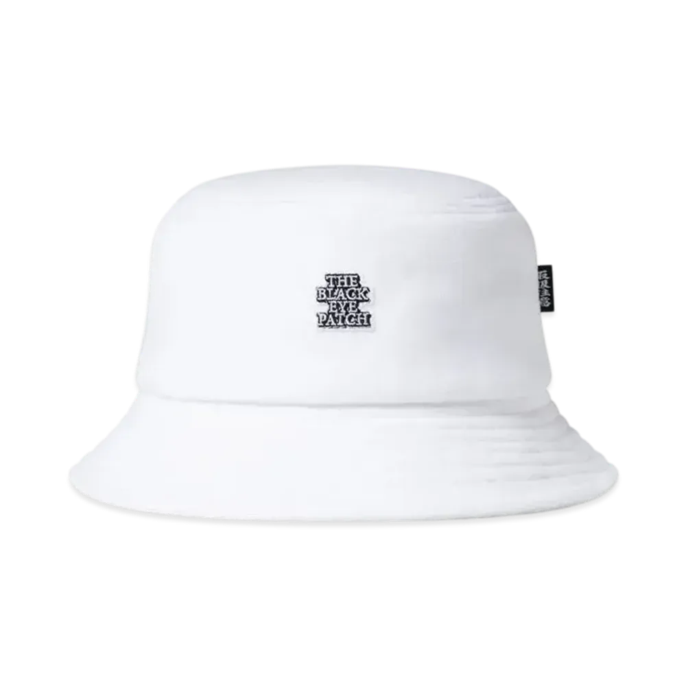 BlackEyePatch OG Label Fleece Bucket Hat "White"