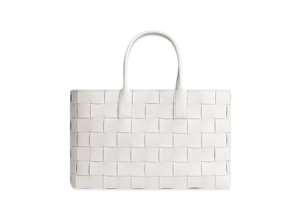 Bottega Veneta Maxi Intreccio Tote "White/Black"
