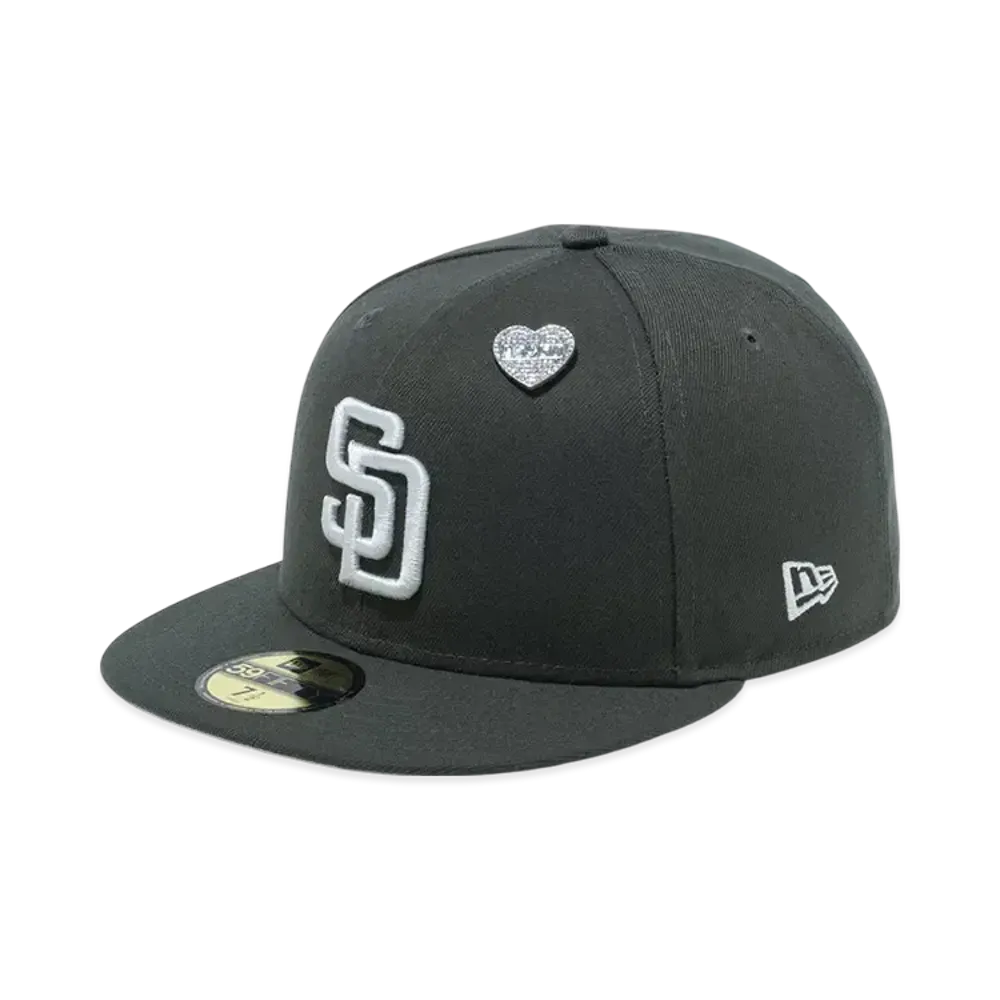 NEW ERA 59Fifty 59Fifty Day Memorial Collection San Diego Padres Pins "Dark Pewter"