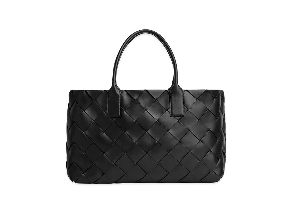 Bottega Veneta Maxi Intreccio Tote "Black/Swimming/Pool"