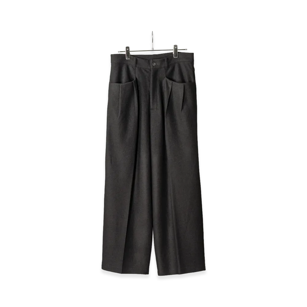 ANCELLM Wool Cut Wide Tuck Slacks "Black"