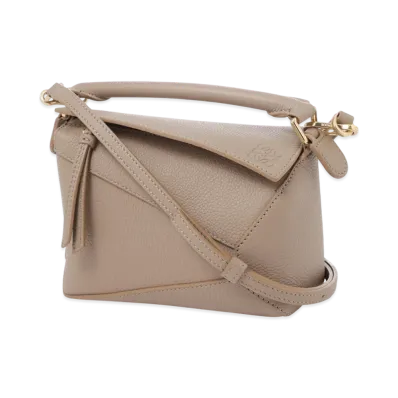 LOEWE Puzzle Edge Mini "Sand"