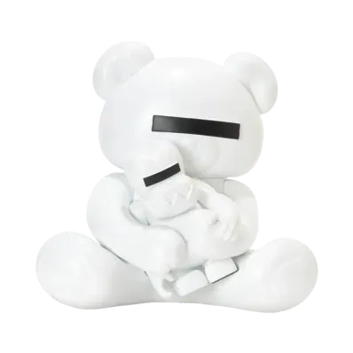 UNDERCOVER x BOUNTY HUNTER Figure "White"