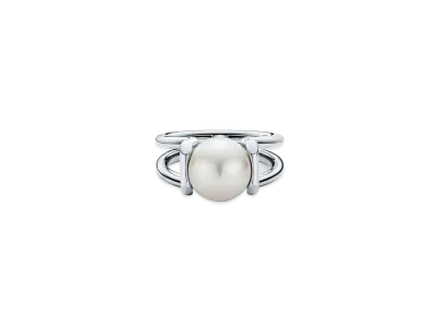 Tiffany & Co. Freshwater Pearl Ring "Silver"