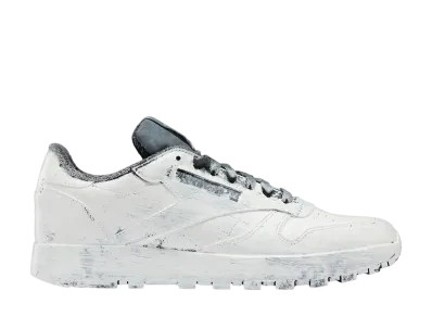 Maison Margiela × Reebok Classic Leather Tabi "Bianchetto"